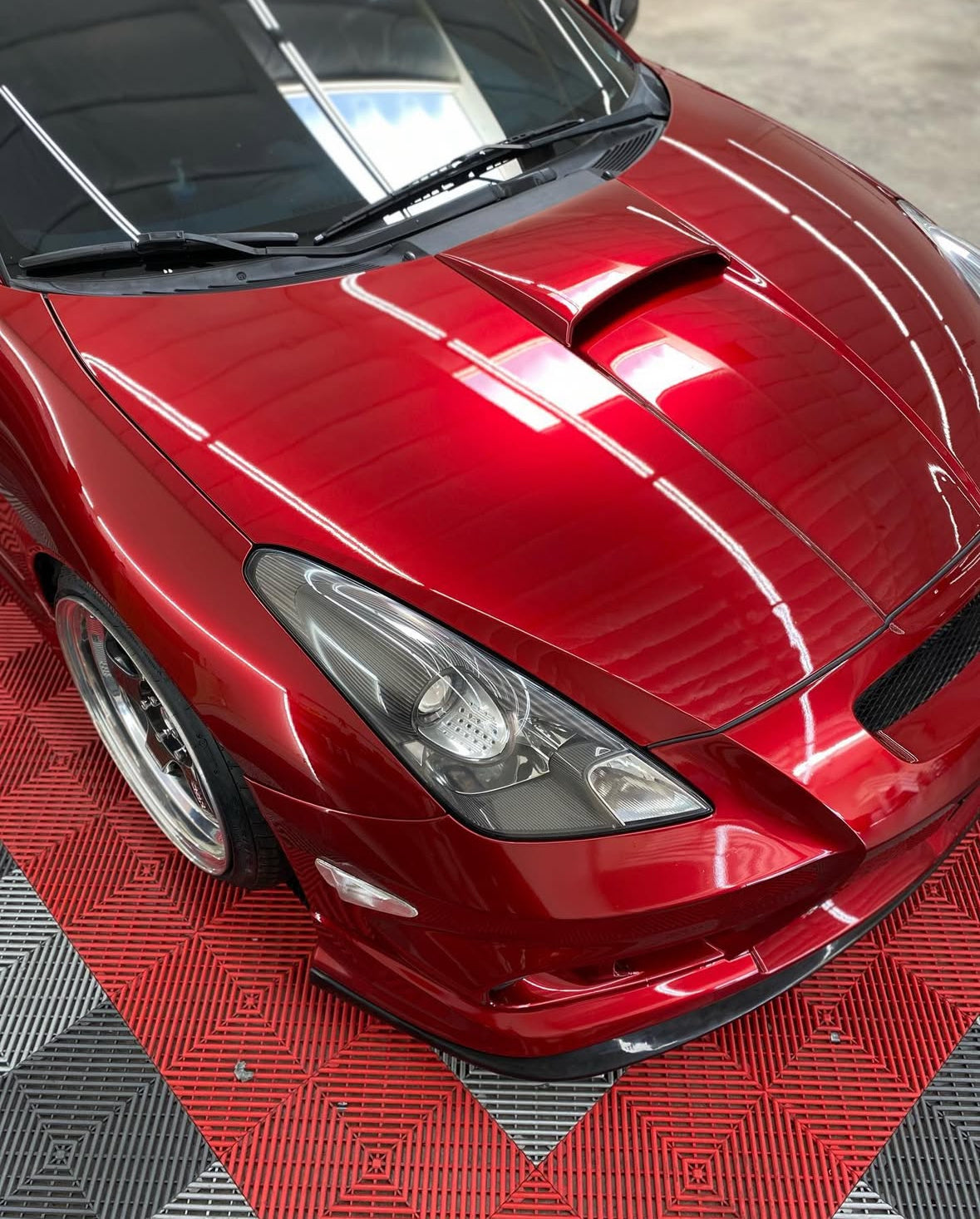 Base Gloss Metallic Blood Red