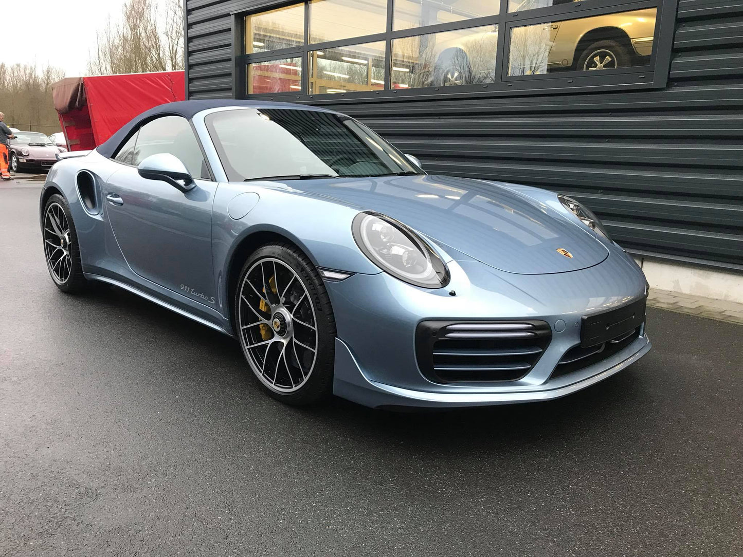 Ultra Gloss Metallic Porsche Ice Blue