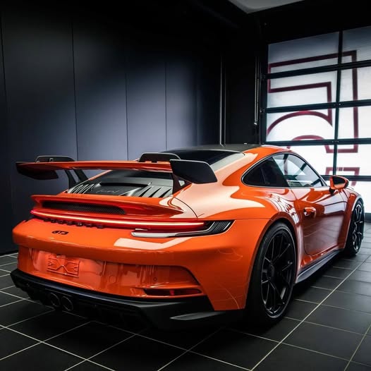 Ultra Gloss Metallic Porsche Gulf Orange