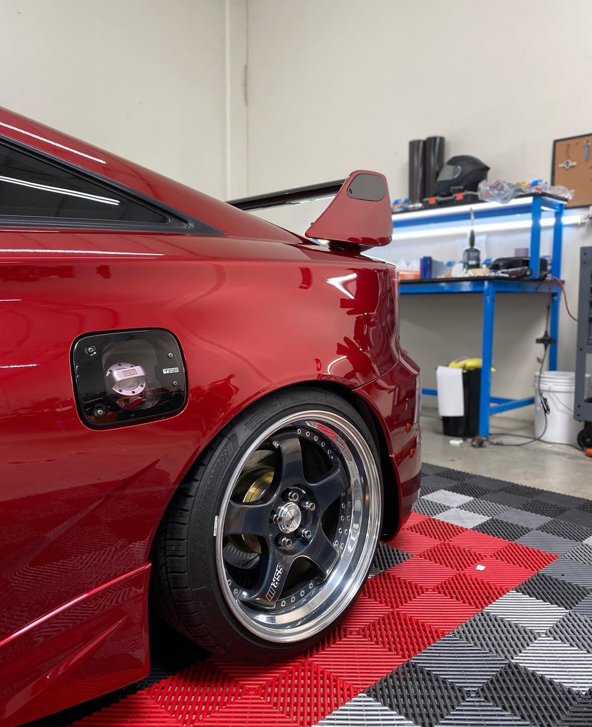 Ultra Gloss Metallic Blood Red