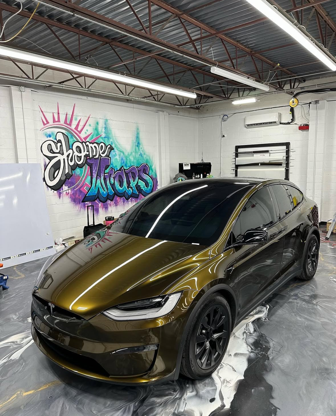 Ultra Gloss Mega Midnight Gold