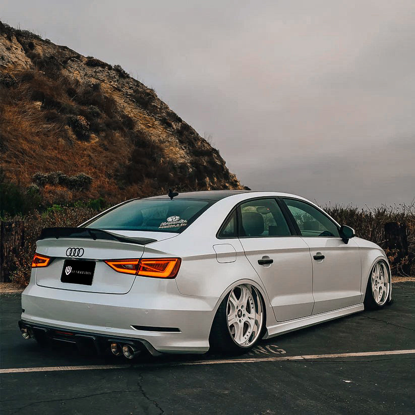 Ultra Gloss Metallic White
