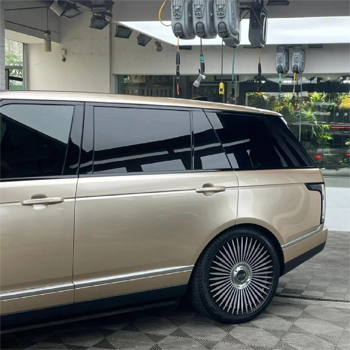 Ultra Gloss Metallic Champagne